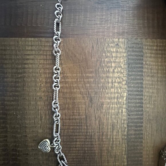 David Yurman Sterling Sliver with 18K Yellow gold heart charm bracelet - Picture 6 of 10